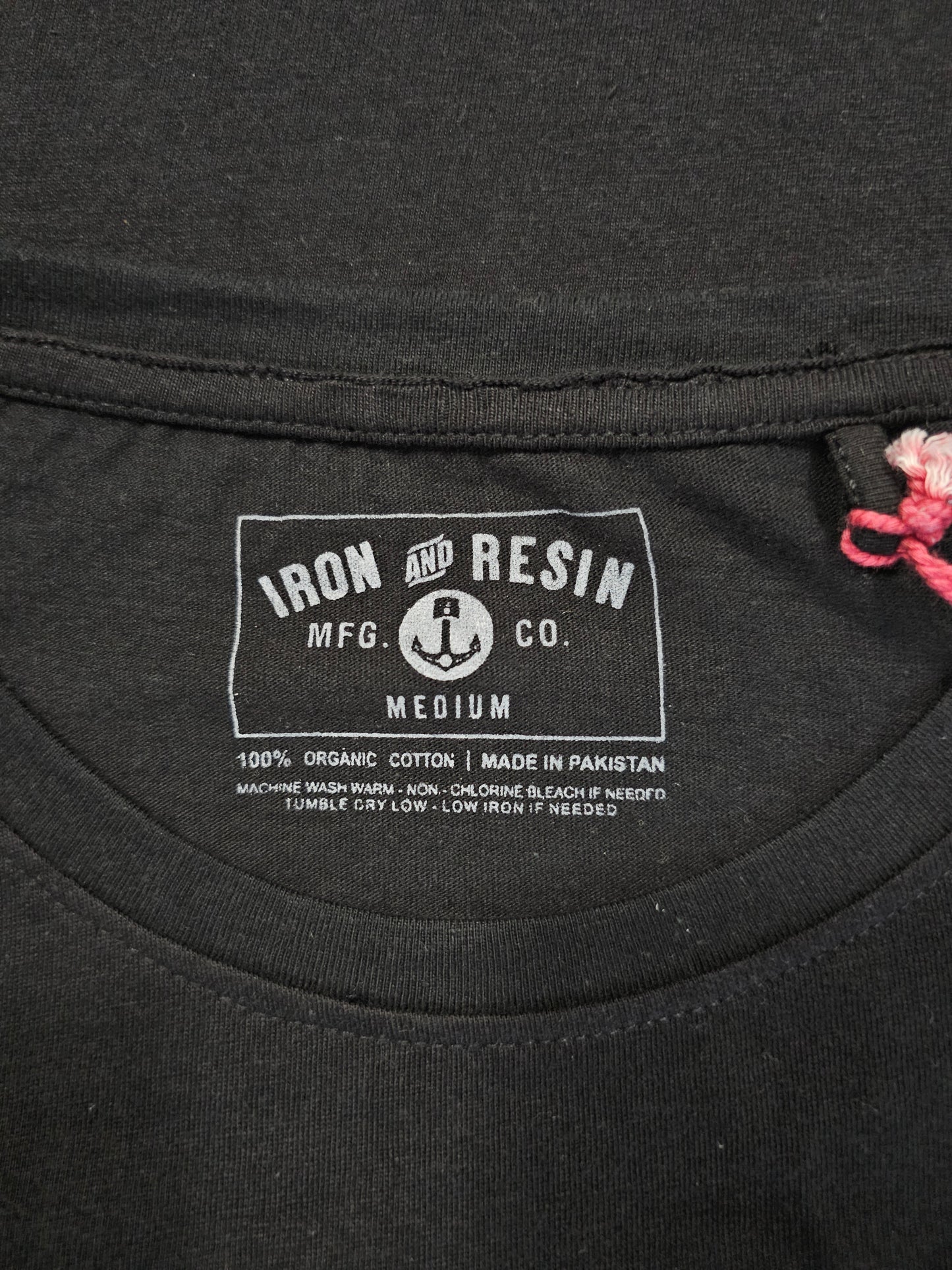 Iron & Resin "Surf Club" T-shirt (M)