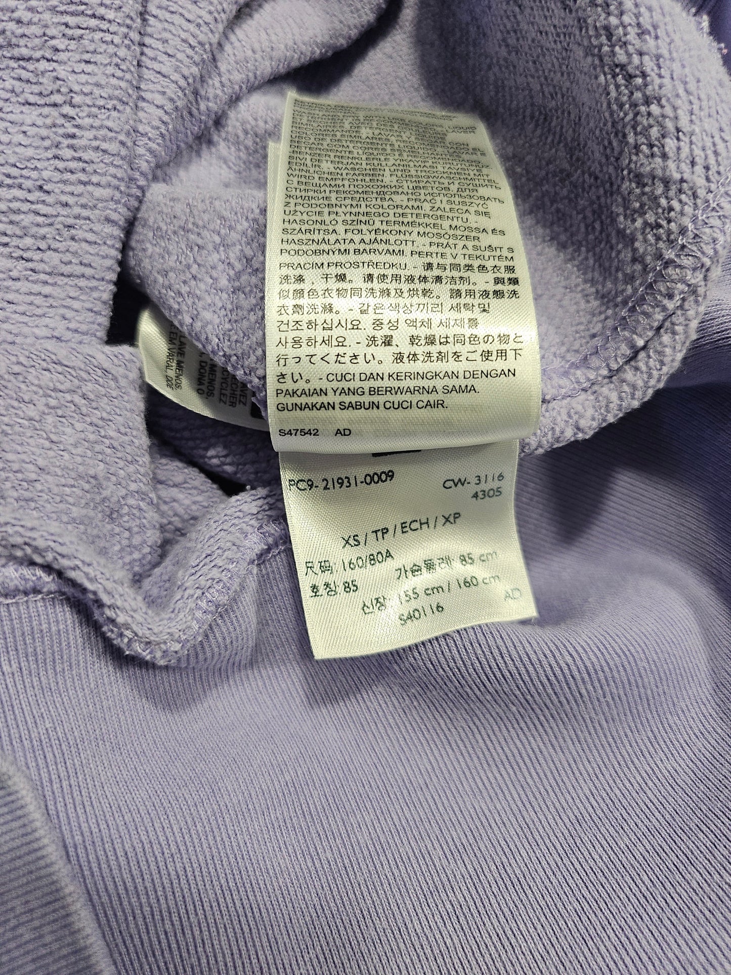 Good Old Days Sweat LVC Levi's Vintage Clothing violet clair en coton, taille XS, reproduction des années 30 avec détails V-insert et poignets longs.