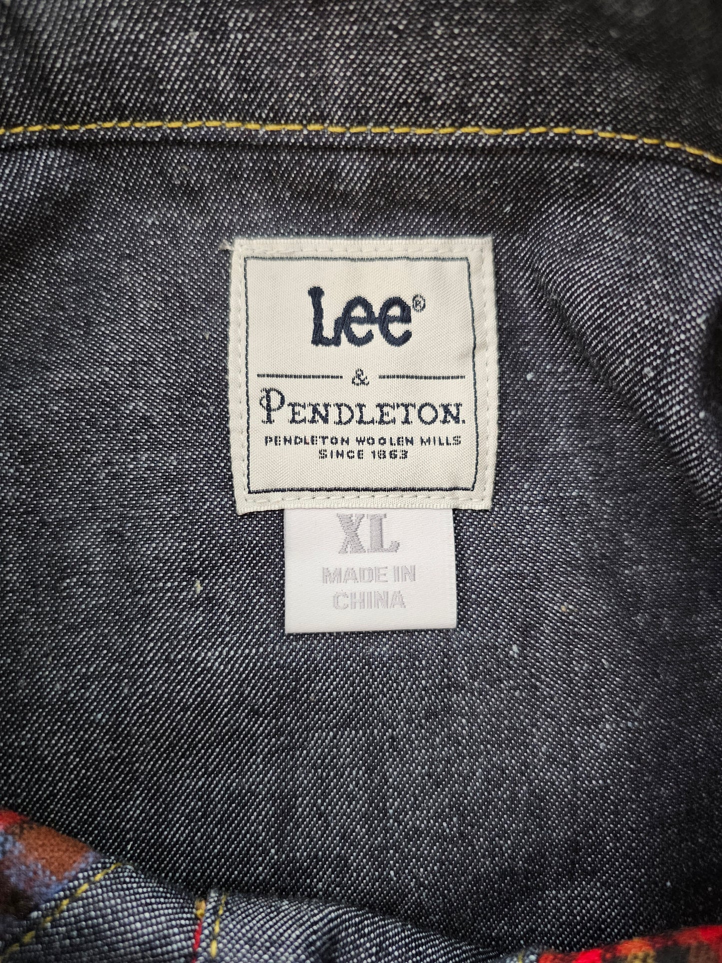 Lee x Pendleton Plaid Cropped Chore Shirt (XL)