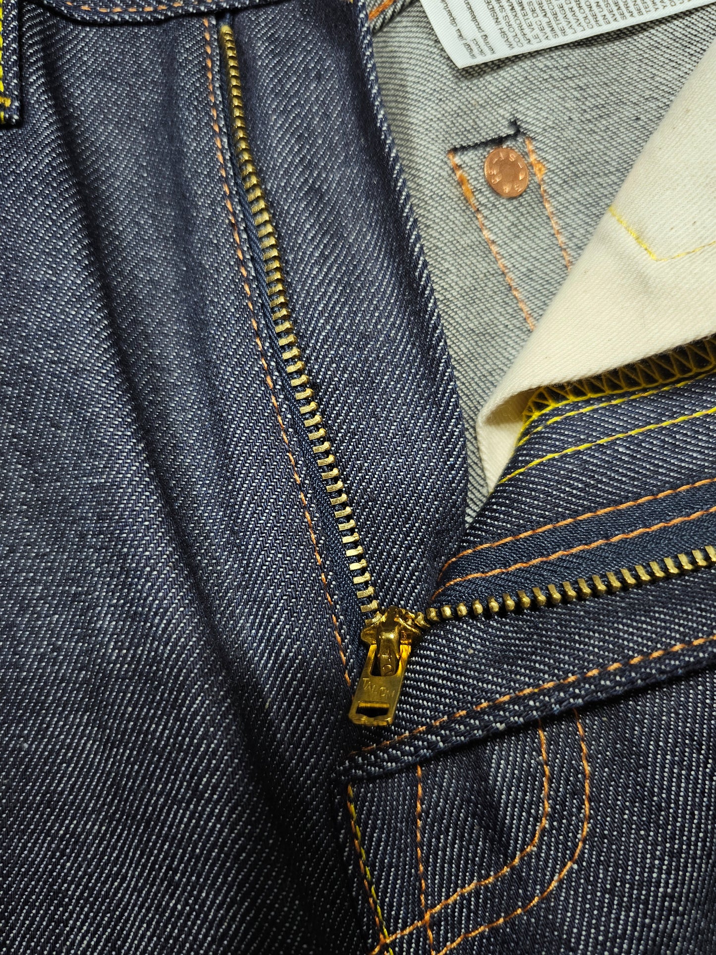 Jean LVC Levi's Vintage Clothing 701 1950s Made in Japan - Big E Selvedge (W24L30, W25L30, W27L30, W27L32)