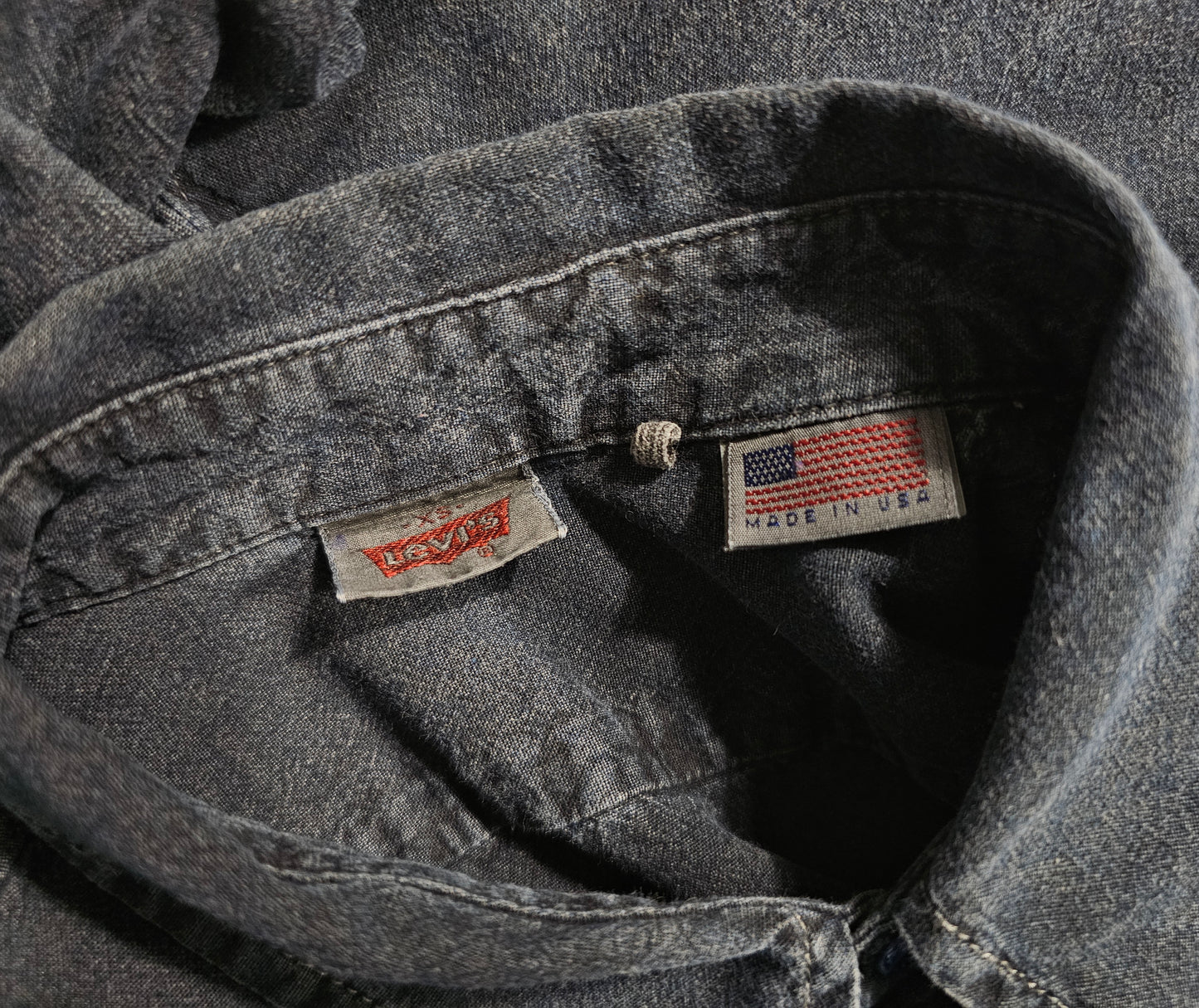 LVC Levi's Vintage Clothing 1960's Chambray Shirt Big E - Made in USA (XS)