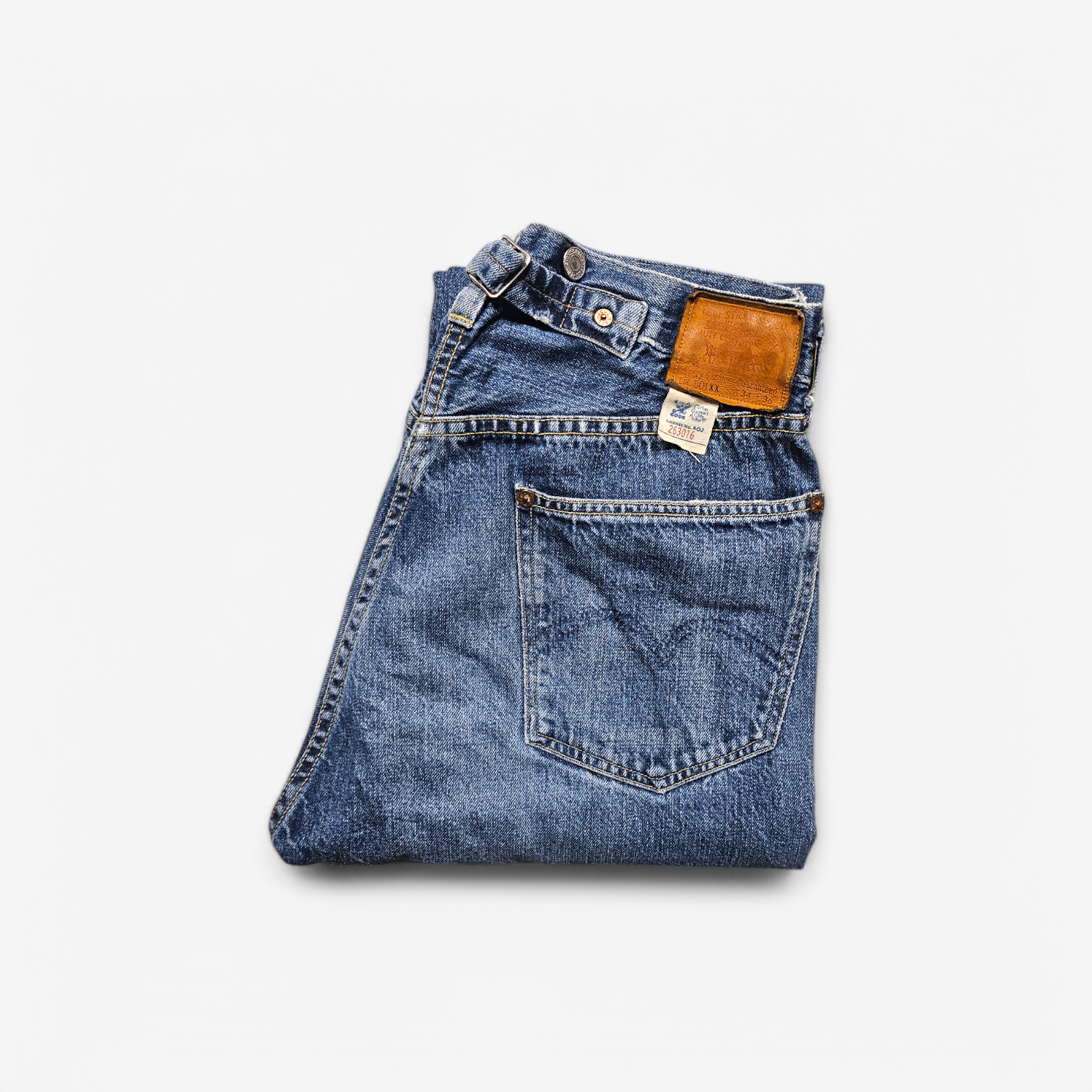 Jean LVC Levi's Vintage Clothing 501 1933 Retouché - Made in USA