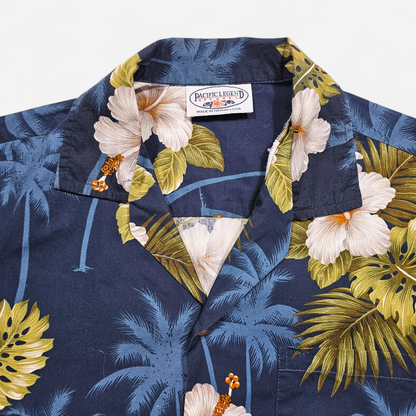 Hawaiian Shirt Vintage Pacific Legend - Made in USA (M)