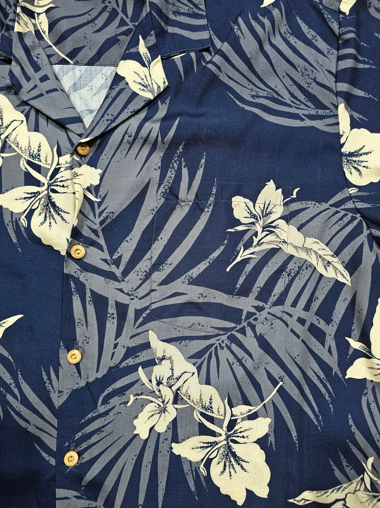 Hawaiian Rayon Shirt Vintage 80's Paradise Found - Made in USA Hawaii (L)