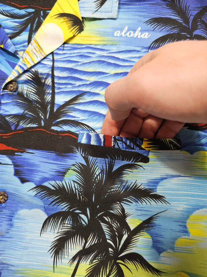 Hawaiian Shirt Vintage Royal Creations - Made in USA Hawaii (M)