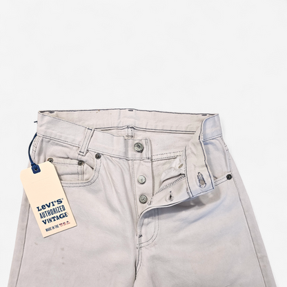 Jean Levi's Authorized Vintage 501 - Made in USA (W26)