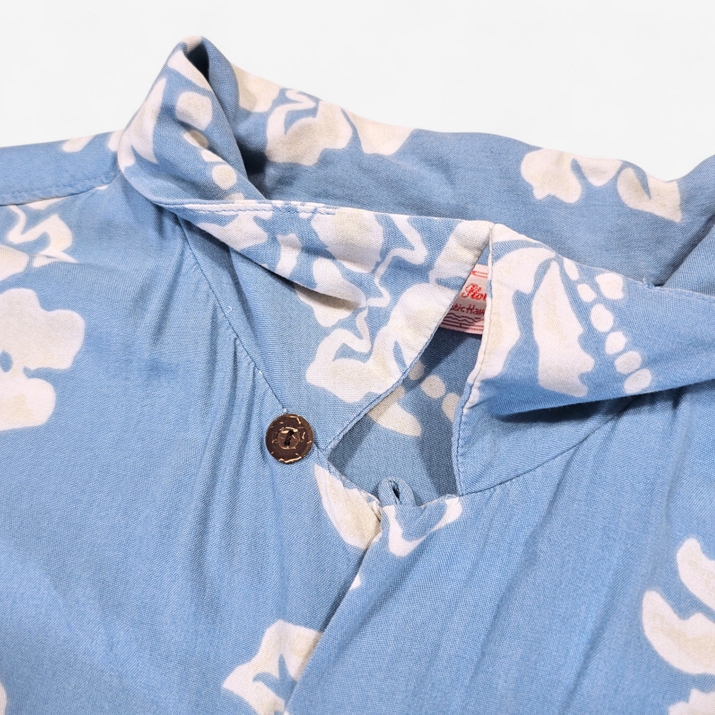 Hawaiian Rayon Shirt Vintage Japanese Jungle Storm (L)