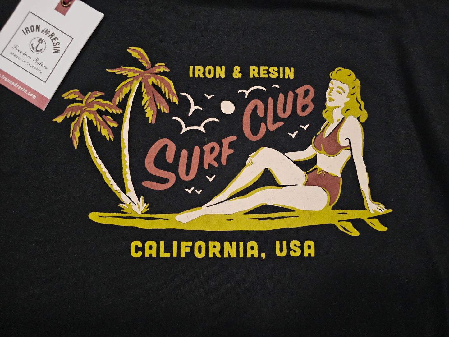 Iron & Resin "Surf Club" T-shirt (M)