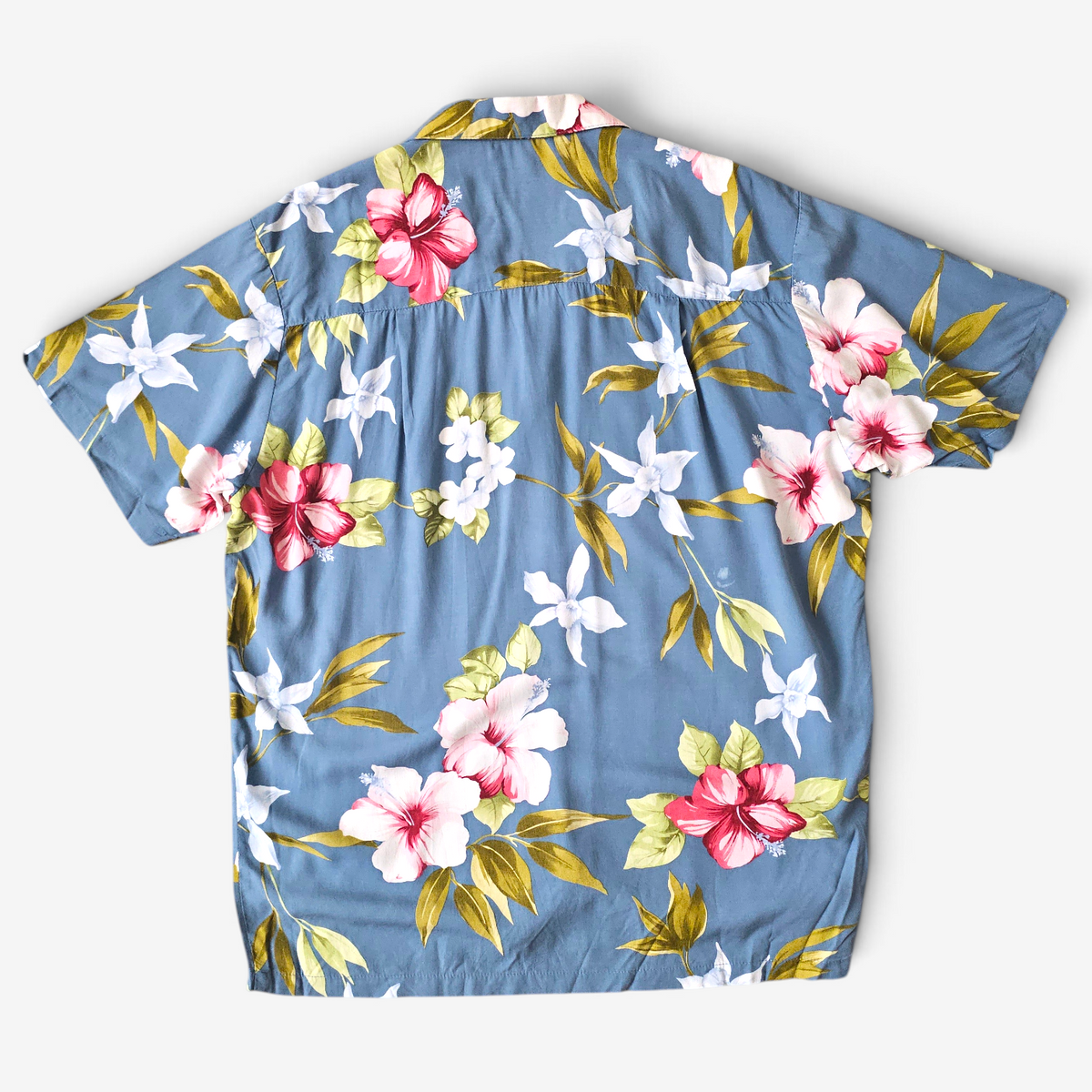 Hawaiian Rayon Shirt Paradise Found Hibiscus - Made in USA Hawaii (M)