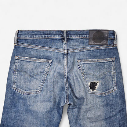 Jean Levi's Made in Japan 502 Taper - Big E Selvedge (W32L32)
