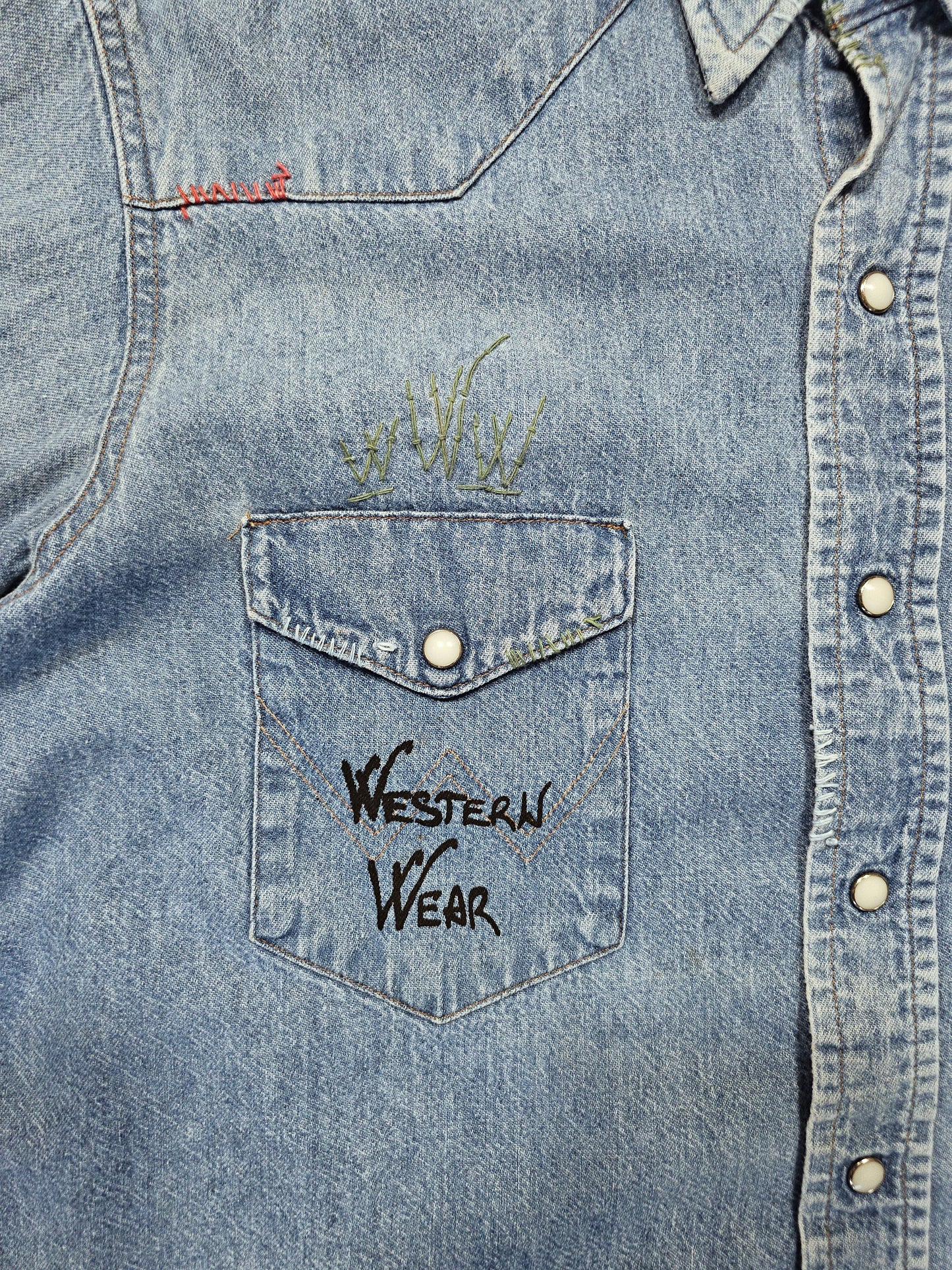 Chemise Wrangler Denim Vintage 1980's Western Shirt - Made in USA (L)