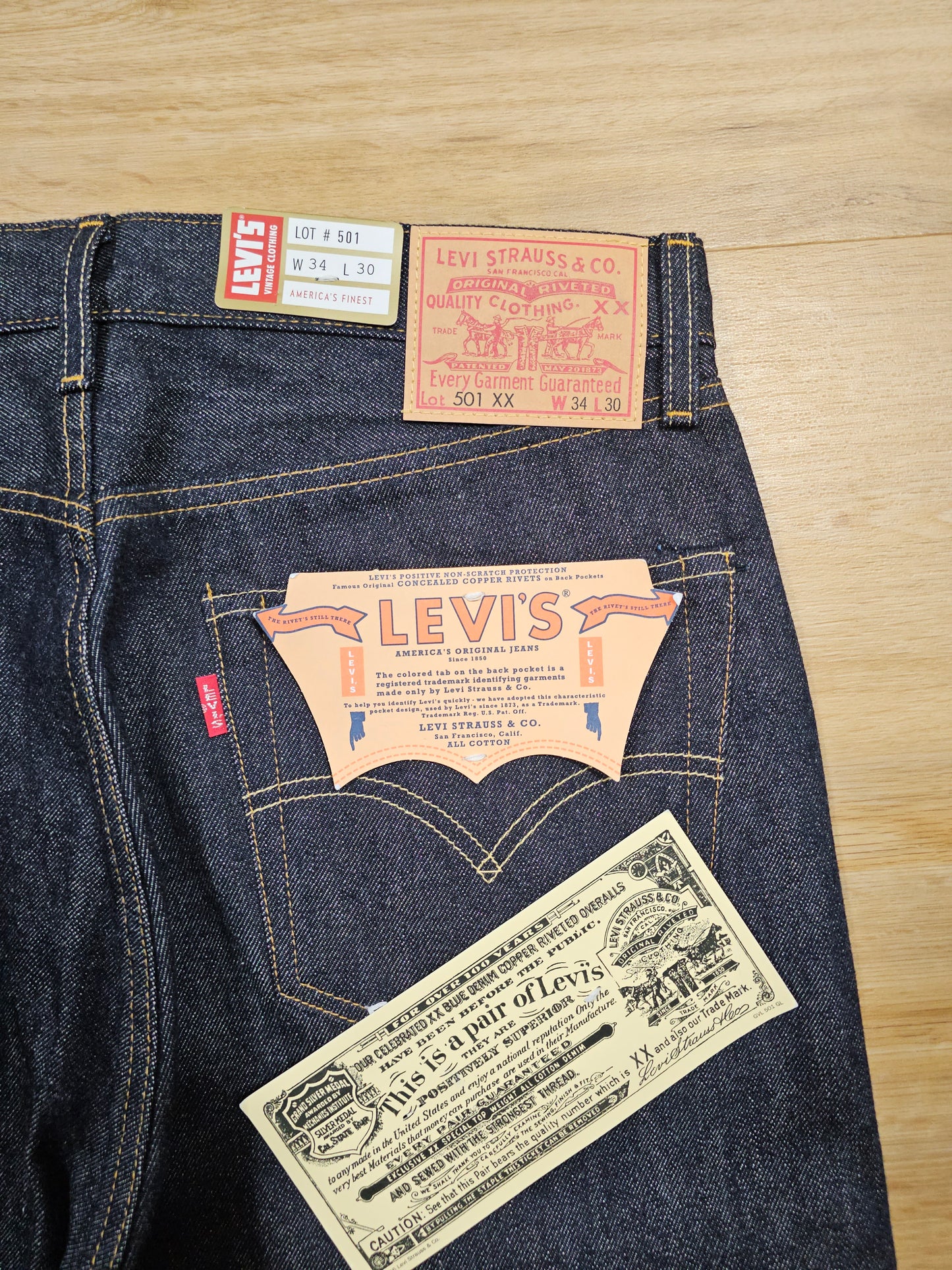 Jean LVC Levi's Vintage Clothing 501 1955 Shrink-to-Fit - Big E Selvedge (W34L30)