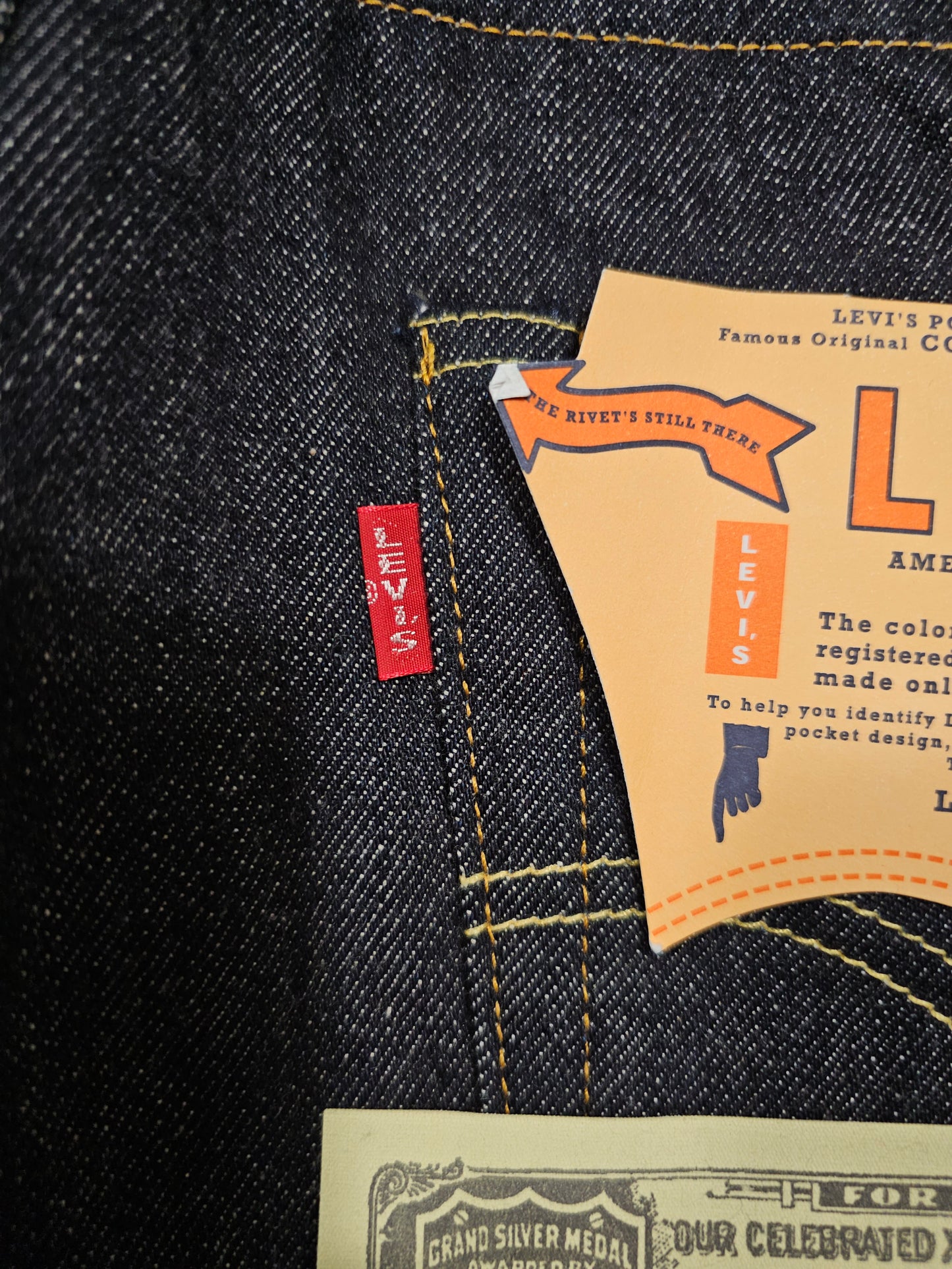 Jean LVC Levi's Vintage Clothing 501 1955 STF Made in Japan - Big E Selvedge (W32L32)