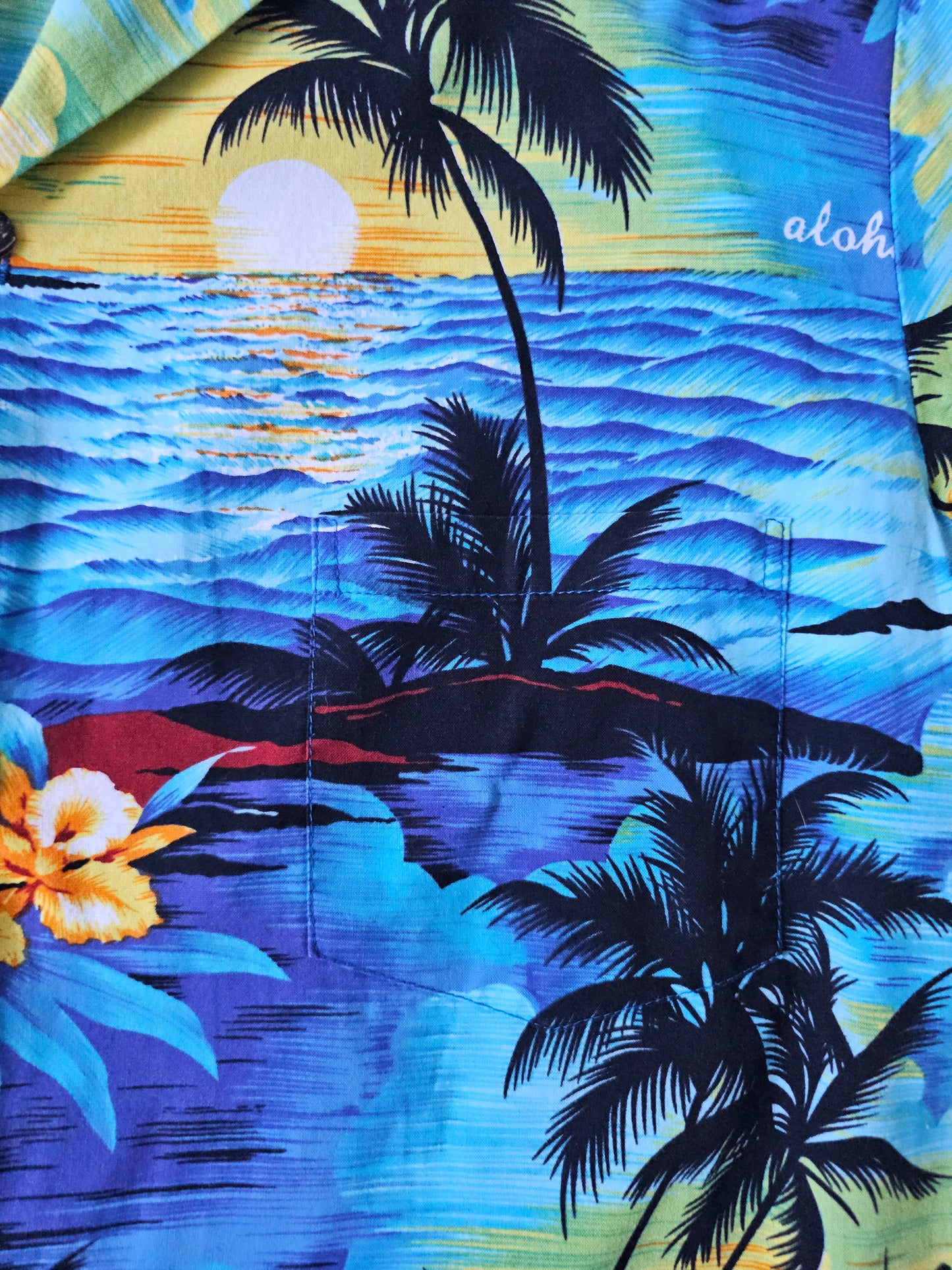 Hawaiian Shirt Vintage Royal Creations - Made in USA Hawaii (XL)