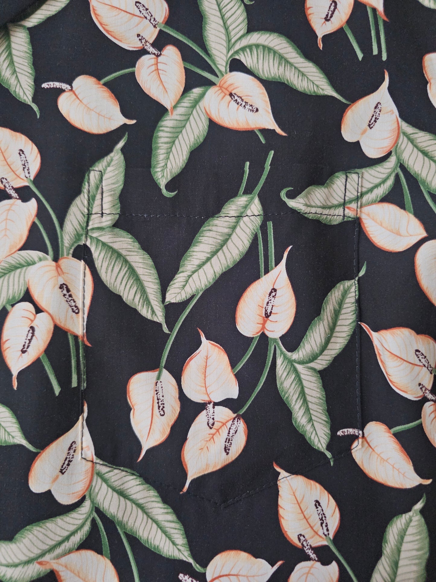 Hawaiian Rayon Shirt Paradise Found Mini Anthurium - Made in USA Hawaii (S)