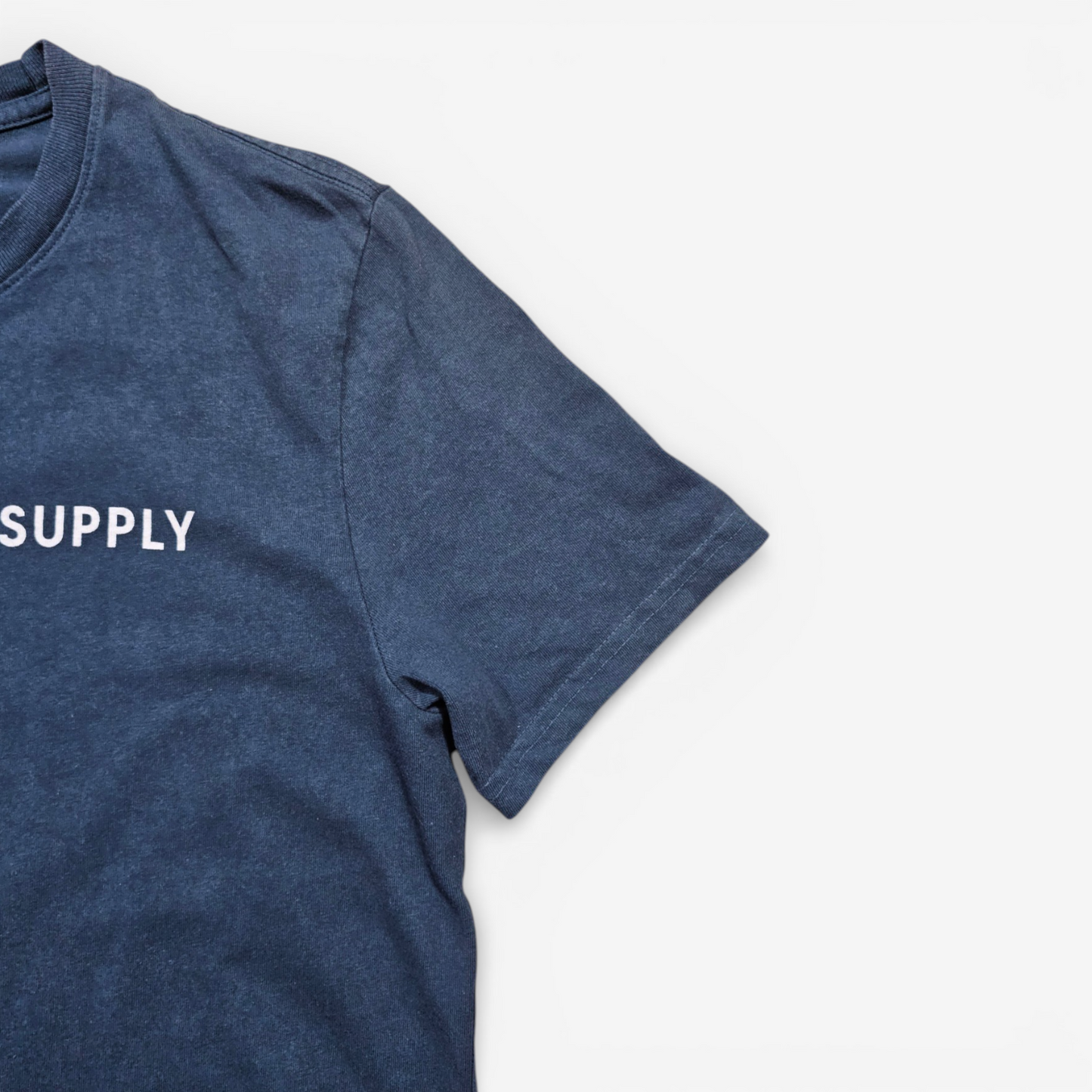 Tee Pilgrim Surf + Supply - Made in USA (M)