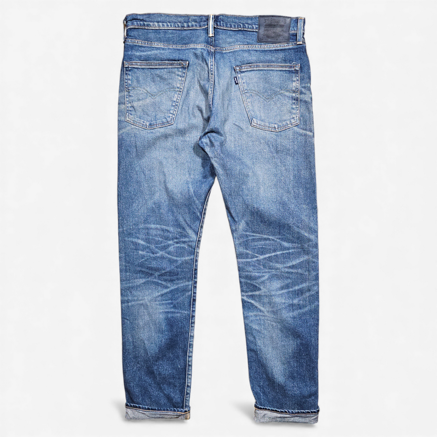 Jean Levi's Blue Tab 502 Taper Made in Japan - Big E Selvedge (W34L34)