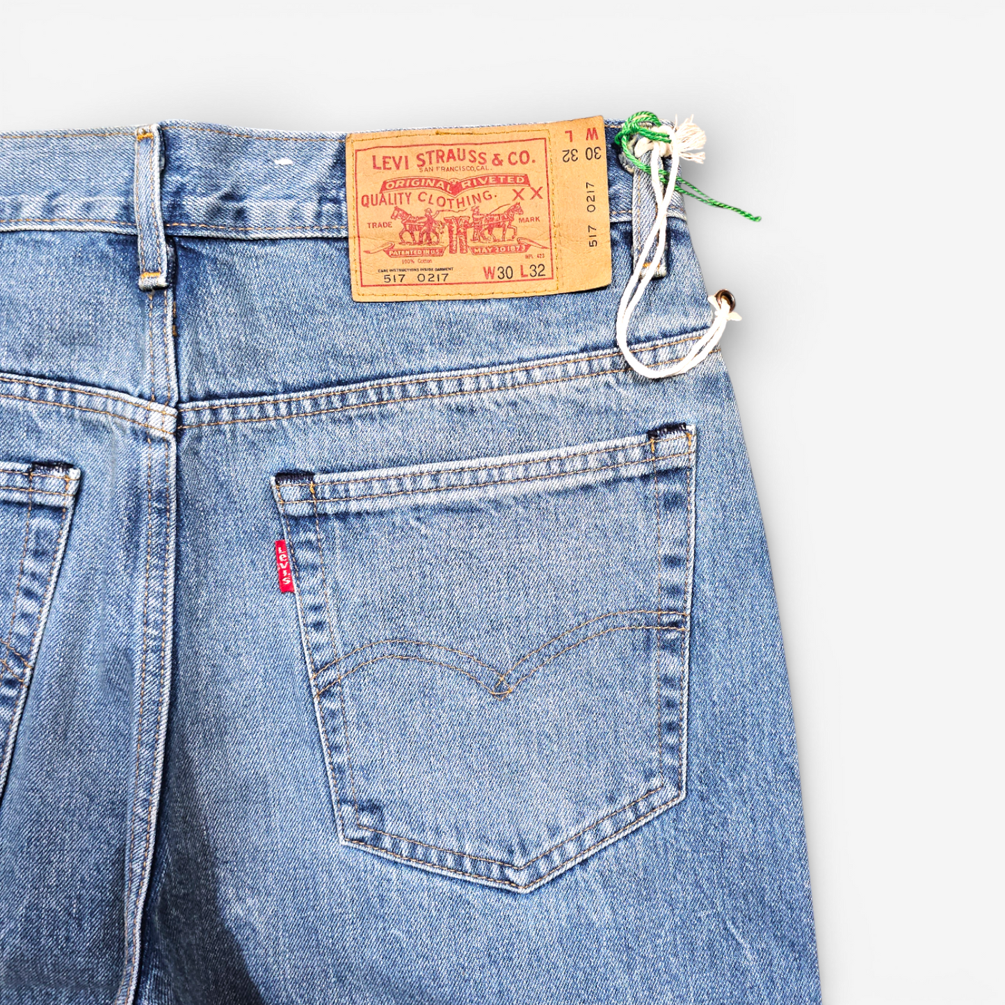 Jean LVC Levi's Vintage Clothing 517 Bootcut (W30L32, W32L34)