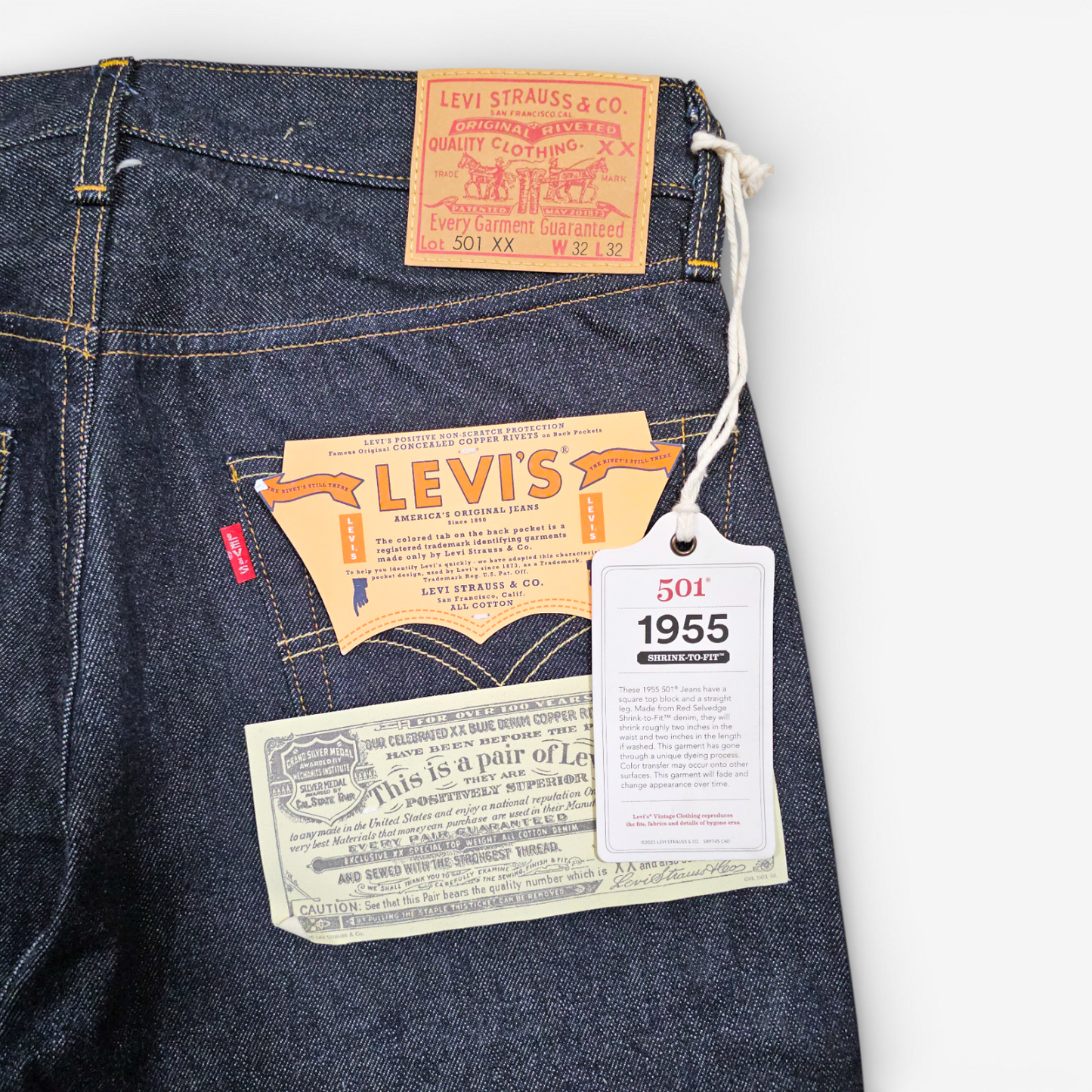 Jean LVC Levi's Vintage Clothing 501 1955 STF Made in Japan - Big E Selvedge (W32L32)